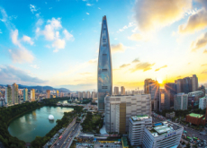 Marathoners Race Up Lotte World Tower’s 2,917 Stairs - National News II